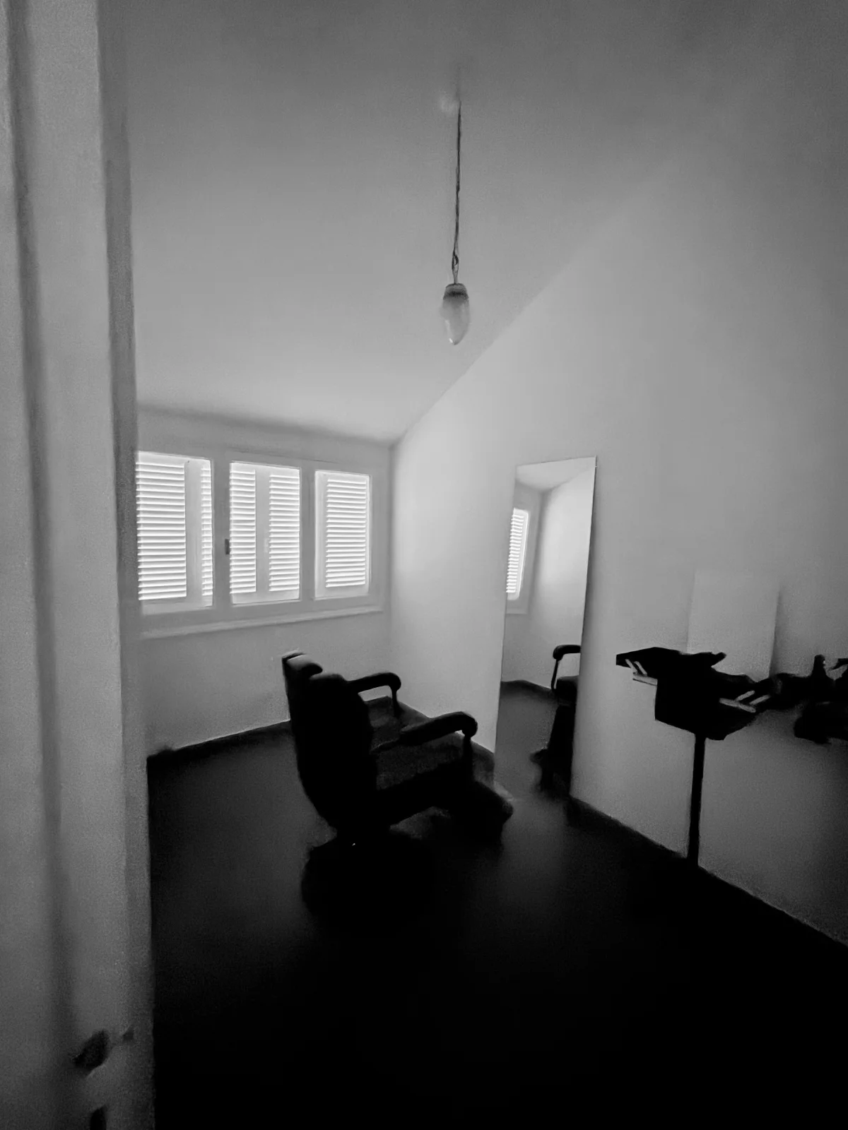 Oficina Arístides — la sala vacía antes de la reforma