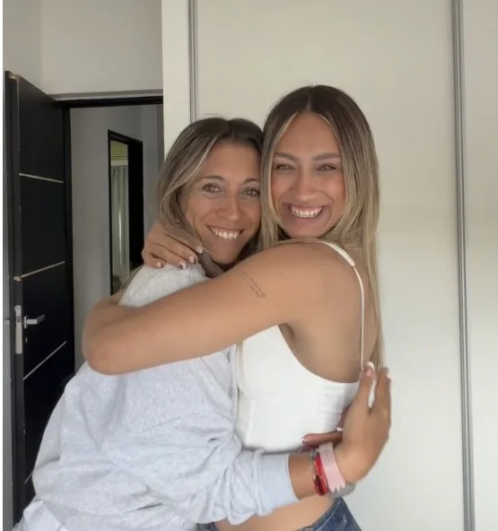 Marti con su mamá